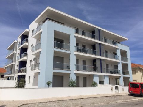 Beautiful Apartment in São Martinho do Porto with Balcony