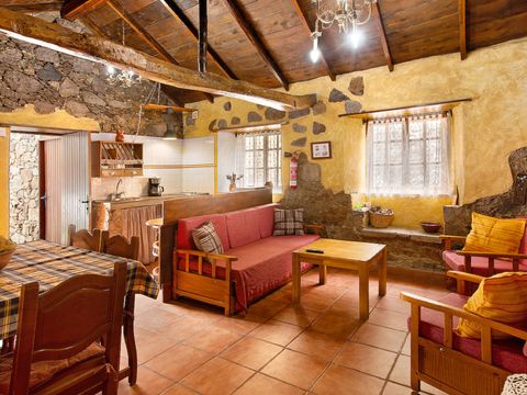 Rural House Pepita flores 2 Nights