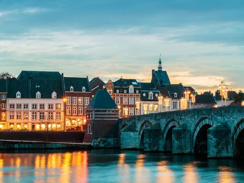 Flybilletter til Maastricht