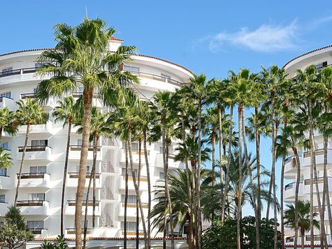 Servatur Waikiki Hotel