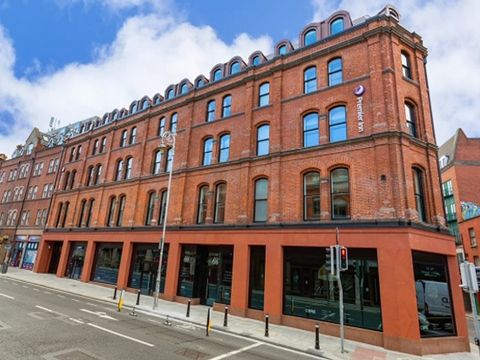 Premier Inn Dublin City Centre (Temple Bar) hotel