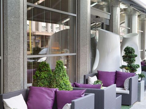 Auteuil Hotel