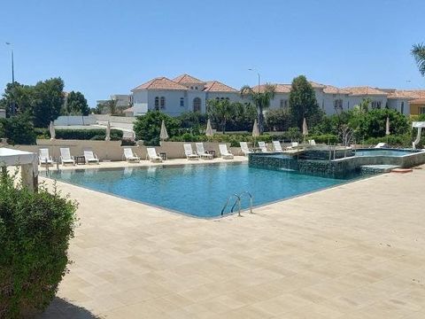 E Hotel Larnaca Resort & Spa