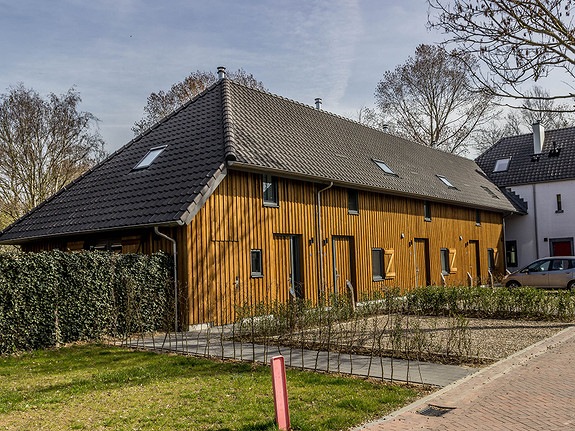 Holiday home, hottub & sauna, 4 km from Maastricht