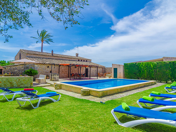Aubadellet (can Randa) - Villa With Private Pool In Vilafranca De Bonany